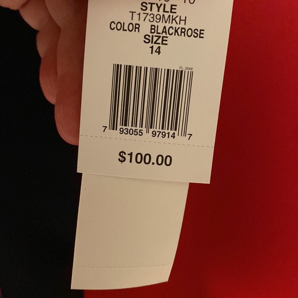 Suite 7 special occasion dress new with tags - Picture 6 of 8